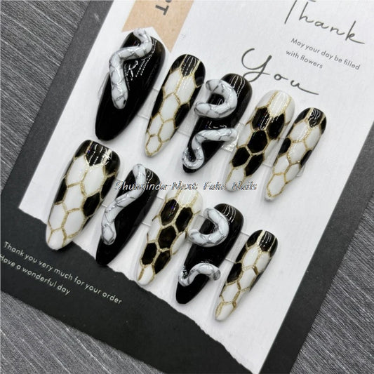 10pcs Handmade Fake Nails Black and White Nails Beige Snake Nails 2025 Snake Year Press on Nails for Women Daily Wear