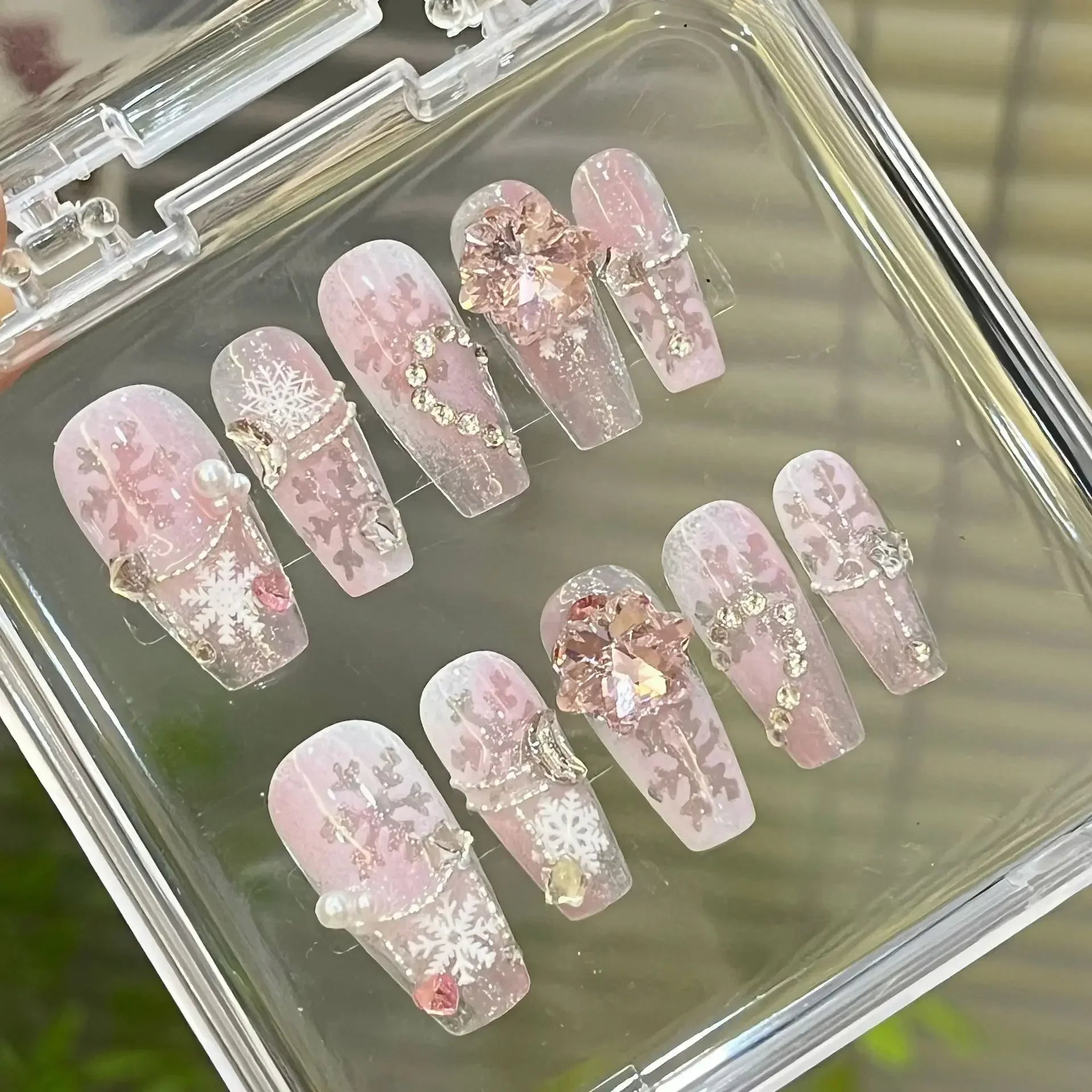 10Pcs Handmade Press on Nails Full Cover Pink Snowflake False Nails Diamond Trapezoid Wearable Manicure Nail Tips Art 2025 New